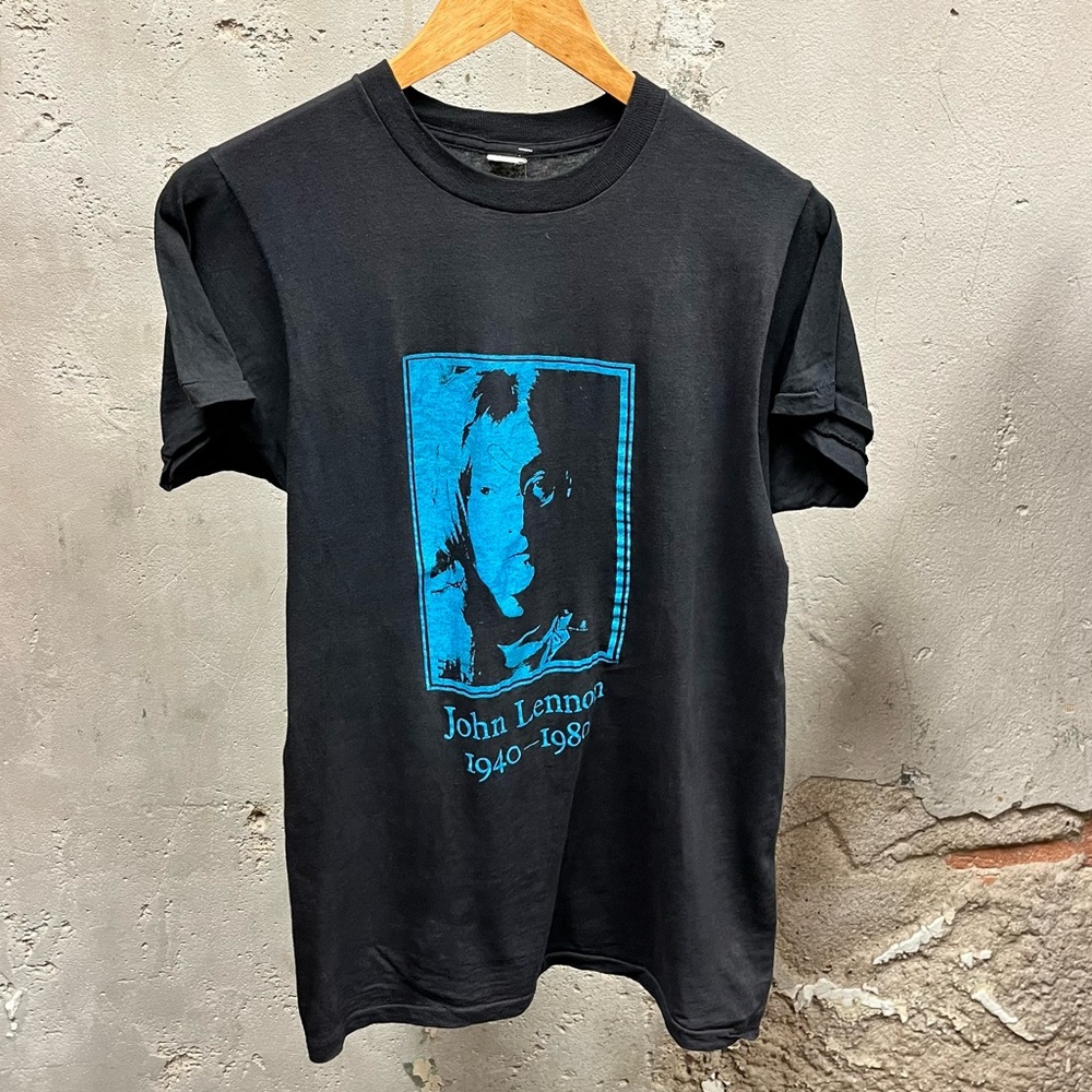 John Lennon Vintage 80s Memorial Graphic T-Shirt Laid Back Records Beatles Small